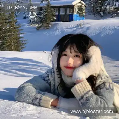 穆含茹